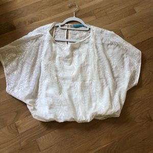 Alice and Olivia cream blouse with cami xs EUC